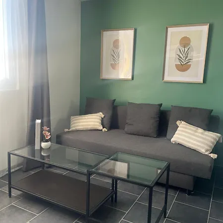 Charmant F2 Location Exclusivement Sur Site A I R B N B 아파트